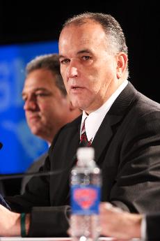 SMU Athletic Director Steve Orsini and June Jones speak at the press conference held on Monday.