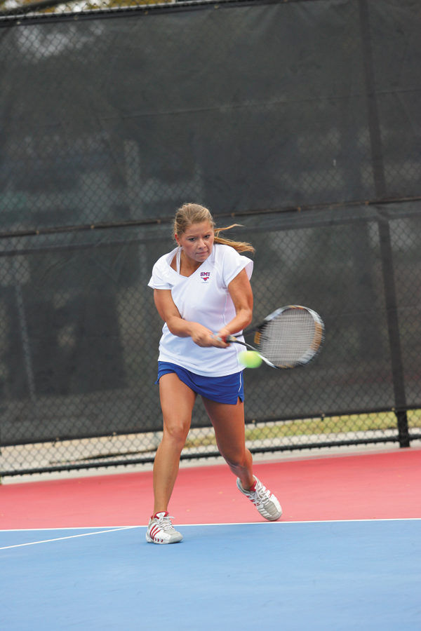 Sophomore Marta Lesniak was appointed team captain this year by head coach Lauren Meisner. Lesniak earned C-USA Player of the Month in October. Photo courtesy SMU Athletics