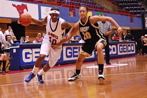 SMU guard Brittany Gilliam driving for the basket during Thursday’s game against UCF.
