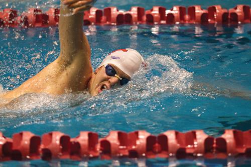 SMU swimmer Matt Roney participates in the 500-yard Freestyle Event Saturday evening at the SMU Classic inside Perkins Natatorium. SMU placed fifth out of six schools. (MICHAEL DANSER/The Daily Campus)