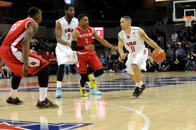 SMU++guard+NicMoore+%2811%29+had+eight+points%2C+and+five+assists+in+SMU%E2%80%99s+70-56+victory+over+Rutgers+on+Tuesday.Photo+credit%3A+Ryan+Miller