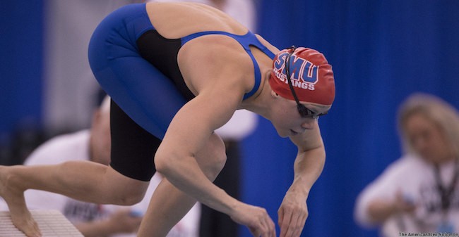 Women’s swimming and diving looks to make a splash in 2015