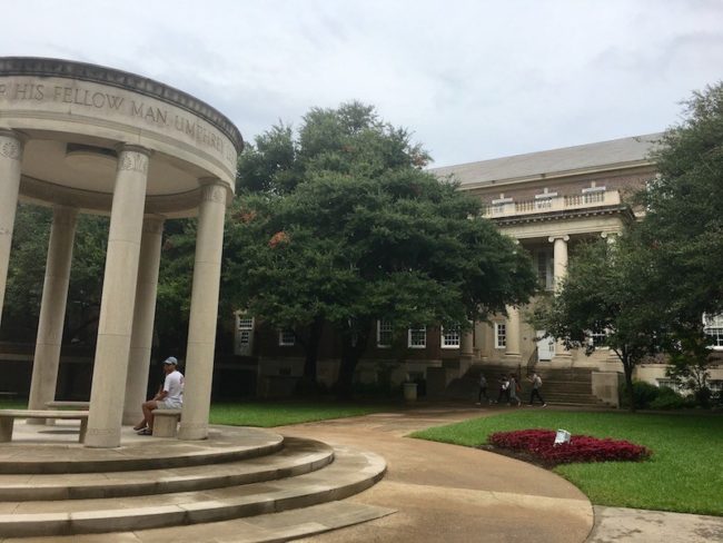 Dedman School of Law welcomes students as the school year begins Photo credit: Hayden Hickingbotham