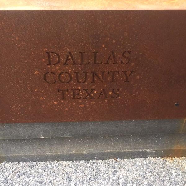 Bottom of Dallas County Plaque.jpg