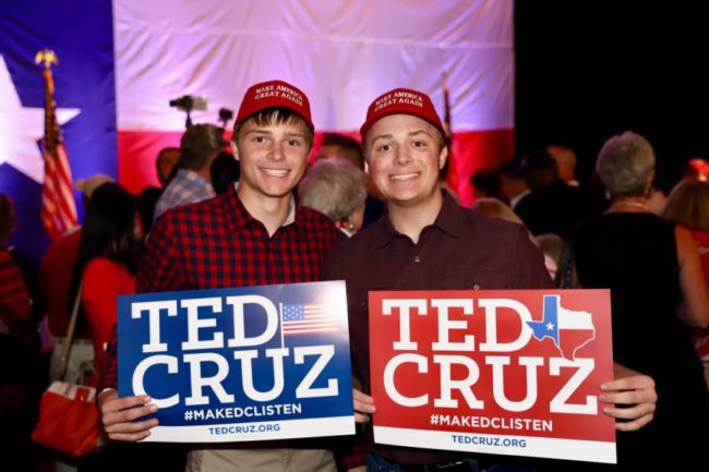 Photo+by+Zach+Fiedler.+Cruz+supporters+at+midterm+elections+2018+at+Houston.+Photo+credit%3A+Zach+Fiedler