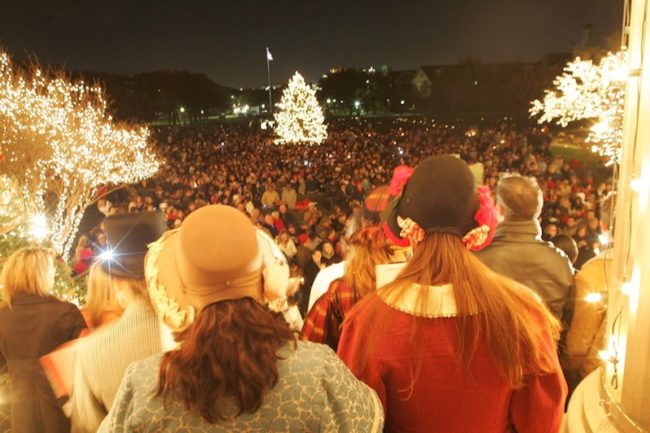 A view from Christmas Carollers at SMU Celebration of Lights. Photo allowed for use, taken by Wikimedia Commons user Avossos. Photo credit: Avossos
