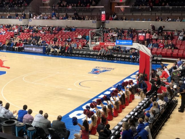 SMU cheerleaders contribute to the energy in Moody Coliseum. Photo credit: Rachel Tomlinson