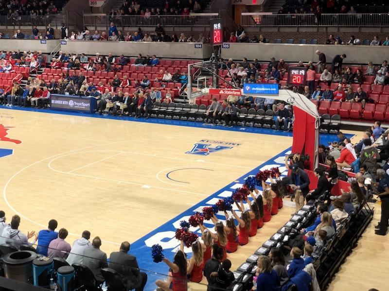 A look into basketball games from SMU Cheer’s perspective