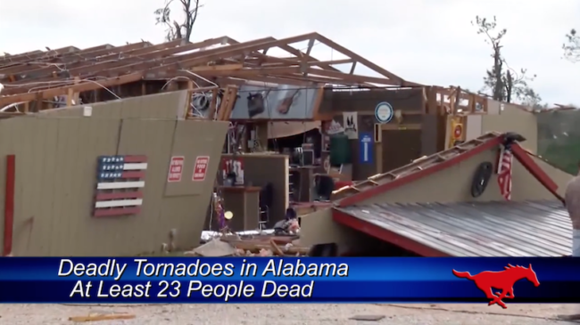Damage+left+behind+by+deadly+tornadoes+in+Alabama.+Photo+credit%3A+CNN