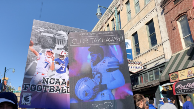 Club Takeaway Sign