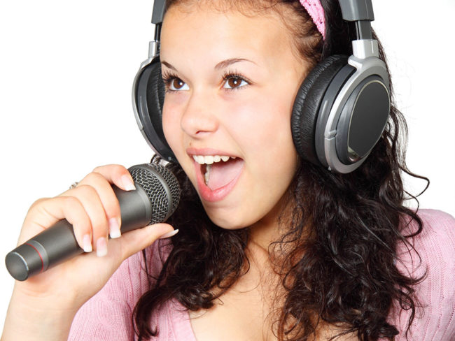 Sing Your Heart Out: How to Throw the Ultimate Karaoke Party at Home