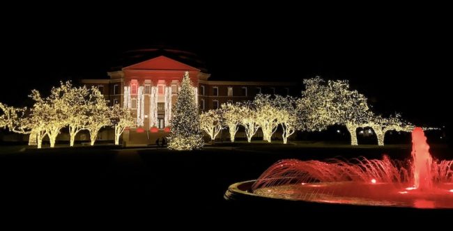 SMU lights up for the holiday season. Photo credit: Caitlin Williamson