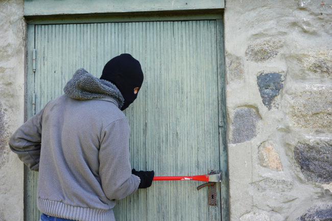 How+to+Burglar+Proof+Your+Home%3A+9+Essential+Tips+for+a+Secure+Home