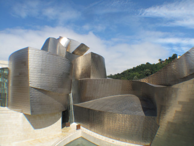 "Museo Guggenheim Bilbao" by Sinsistema is licensed under CC BY-NC-SA 2.0