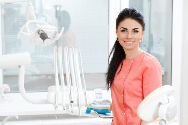 The Steps to Become a Certified Dental Assistant