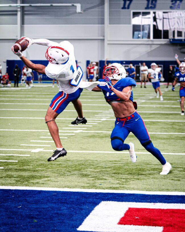 Jordan Kerley makes a catch in practice. Courtesy of SMU.