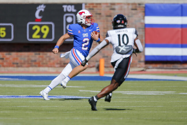 SMU quarterback Preston Stone runs with the ball during an NCAA football game at Ford Stadium on Saturday, Oct. 22, 2022 in University Park, Texas. Cincinnati defeated SMU 29-27. (Mark Reese / Photographer)