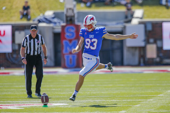 SMU punter Brendan Hall prepares for a punt during an NCAA football game at Ford Stadium on Saturday, Oct. 22, 2022 in University Park, Texas. Cincinnati defeated SMU 29-27. (Mark Reese / Photographer)