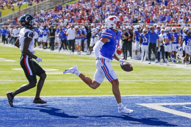 SMU wide reciever Jordan Kerley runs into the Cincinnati endzone for a touchdown during an NCAA football game at Ford Stadium on Saturday, Oct. 22, 2022 in University Park, Texas. Cincinnati defeated SMU 29-27. (Mark Reese / Photographer) Photo credit: Mark Reese