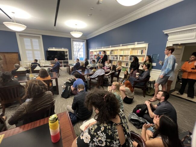 A crowd of SMU students, faculty, and alumni listens to author Viet Thanh Nguyen speak in Bridwell Library. (Courtesy of Michelle Ried)