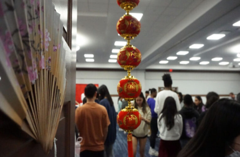 Chinese Student Association brings a Hong Kong night market to SMU