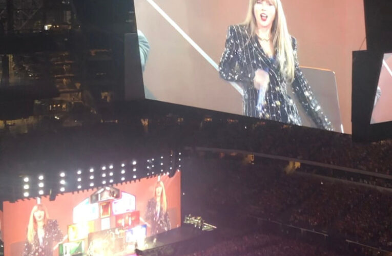 A totally biased Taylor Swift concert review