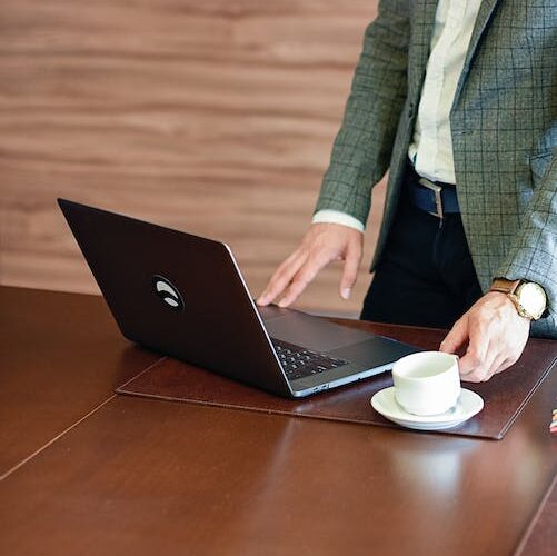 The Rise of Standing Desks: Revolutionizing the Way We Work