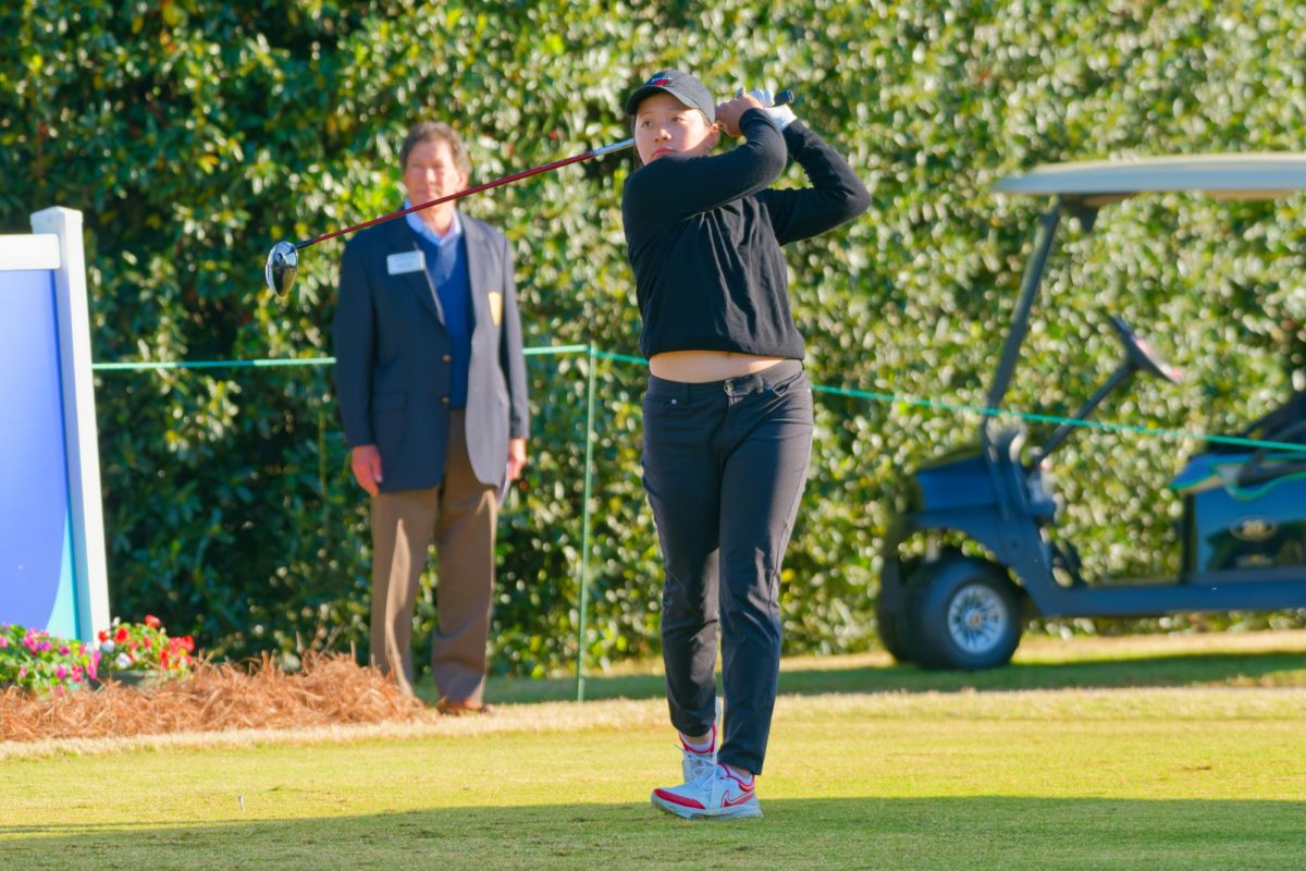 Mackenzie Lee tees off at the ACC Championship in Greensboro.