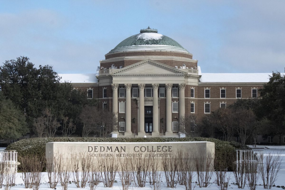 Snow covers Dallas Hall and Dallas Hall Lawn on Sunday, Jan. 25, 2026. 