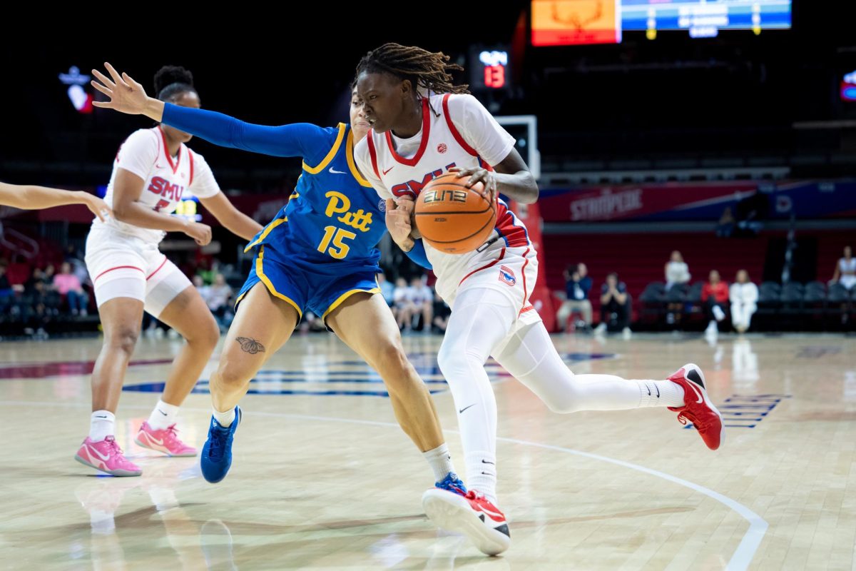 Sahnya Jah drives to the rim on Pitt defender in Dallas, TX, Feb. 15, 2026 (SMU Athletics) 