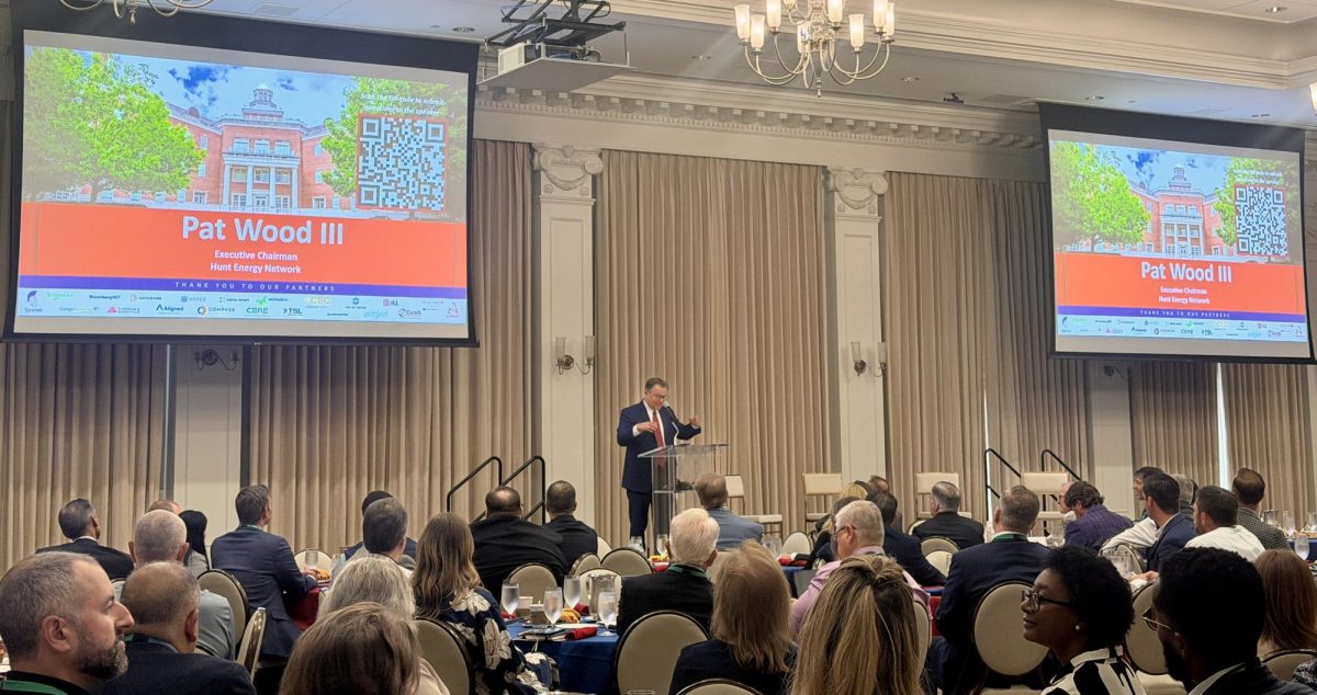 Pat Wood III, executive chairman of Hunt Energy Network, delivered the keynote address for the Data Center Innovation & Next-Gen Workforce Summit on April 16 in the Umphrey Lee Center’s Mack Ballroom.